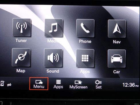 Used 2017 Porsche Cayenne Platinum Edition image 25