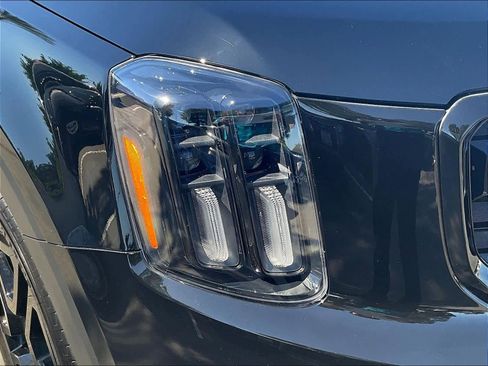 Used 2025 Kia Telluride SX X-Line image 29