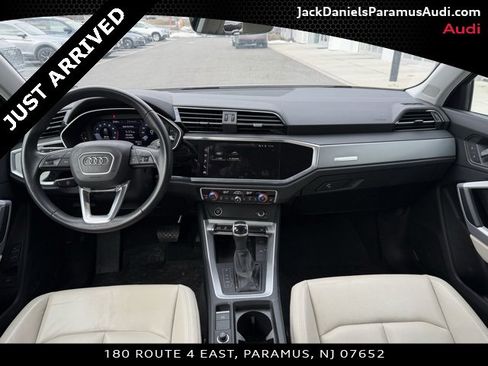 Used 2023 Audi Q3 2.0T Premium w/ Convenience Package image 13