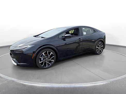 New 2025 Toyota Prius Plug-In Hybrid FWD image 4