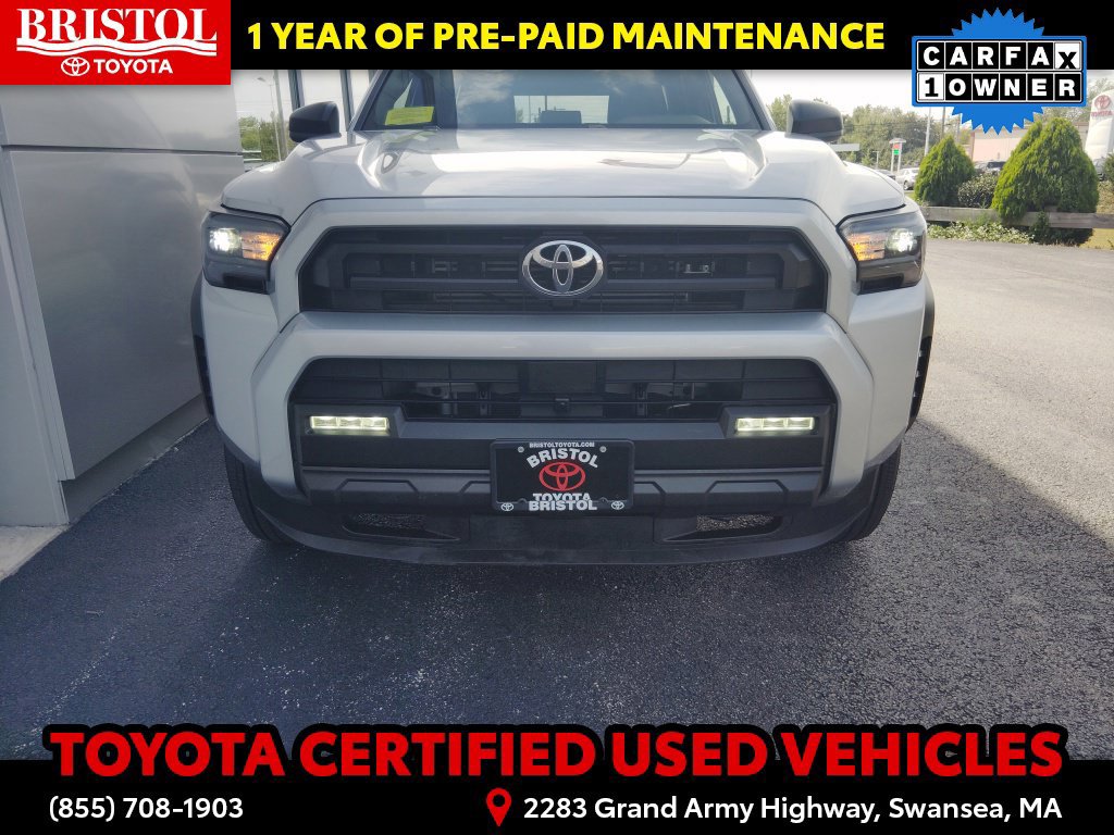 Certified 2025 Toyota 4Runner SR5 AWD/4WD image 32