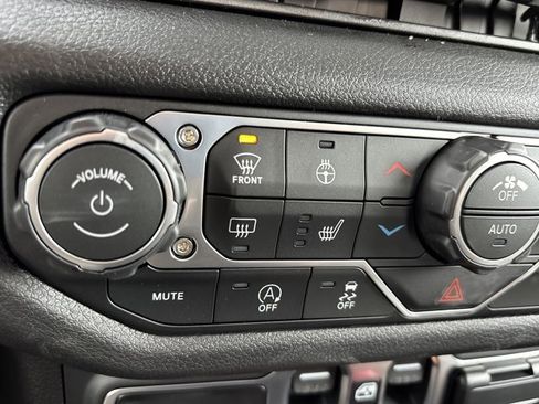 New 2026 Jeep Gladiator Willys image 33