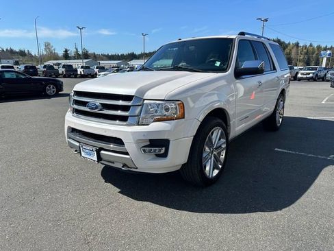 Used 2016 Ford Expedition Platinum AWD/4WD image 6