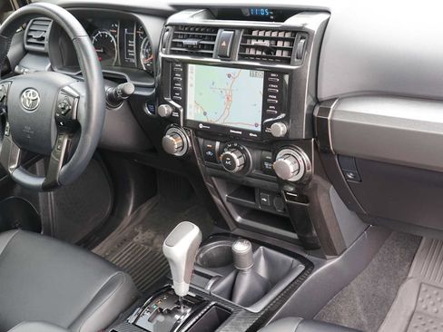Used 2024 Toyota 4Runner TRD Off-Road Premium w/ Off Road Premium Plus Package AWD/4WD image 27