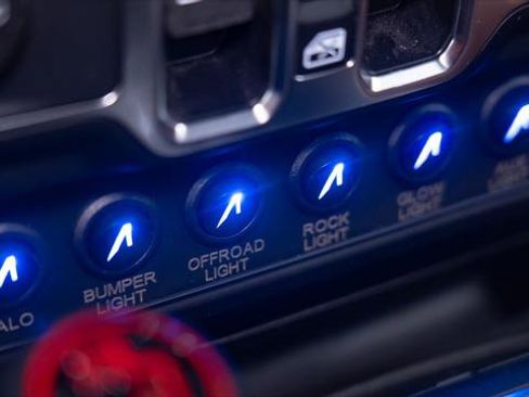 Used 2026 Jeep Gladiator Sport AWD/4WD image 49