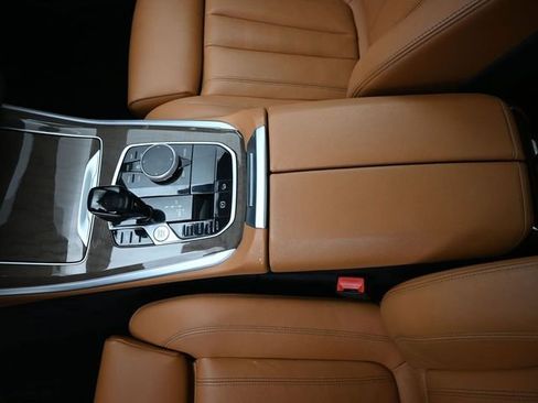 Used 2021 BMW X5 xDrive40i w/ Convenience Package image 33