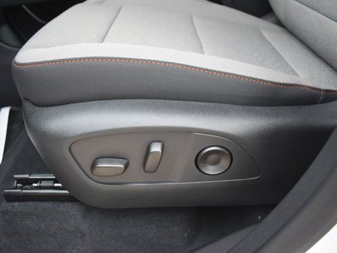 New 2026 Chevrolet Traverse LT w/ Midnight/Sport Edition FWD image 13