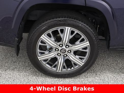 Certified 2024 Toyota Sequoia Capstone image 6