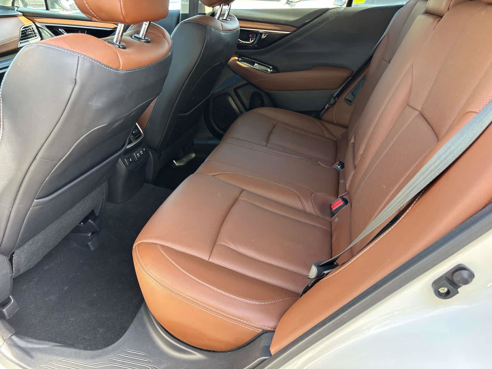 Used 2020 Subaru Outback Touring AWD/4WD image 11