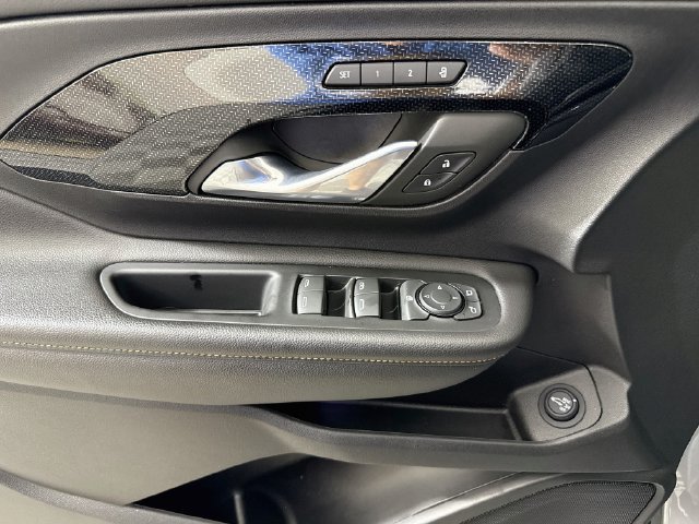 Used 2023 GMC Terrain AT4 AWD/4WD image 18