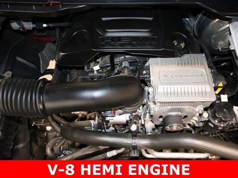 Used 2024 RAM 1500 Laramie image 11