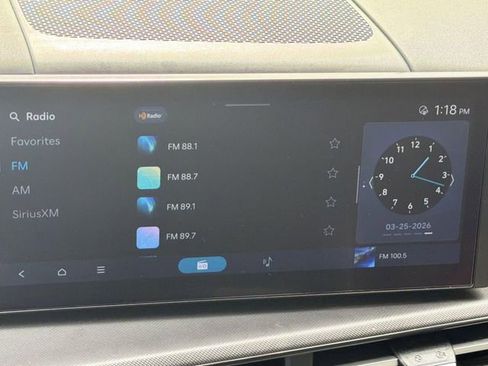 Used 2025 Hyundai Santa Fe SEL image 13