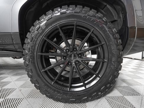 Used 2026 Lexus GX 550 w/ Accessory Package (2T) image 37