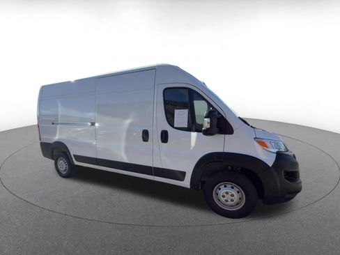 Used 2026 RAM ProMaster 2500 w/ Convenience Group FWD image 2