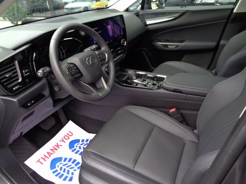 Used 2023 Lexus NX 350 AWD image 10