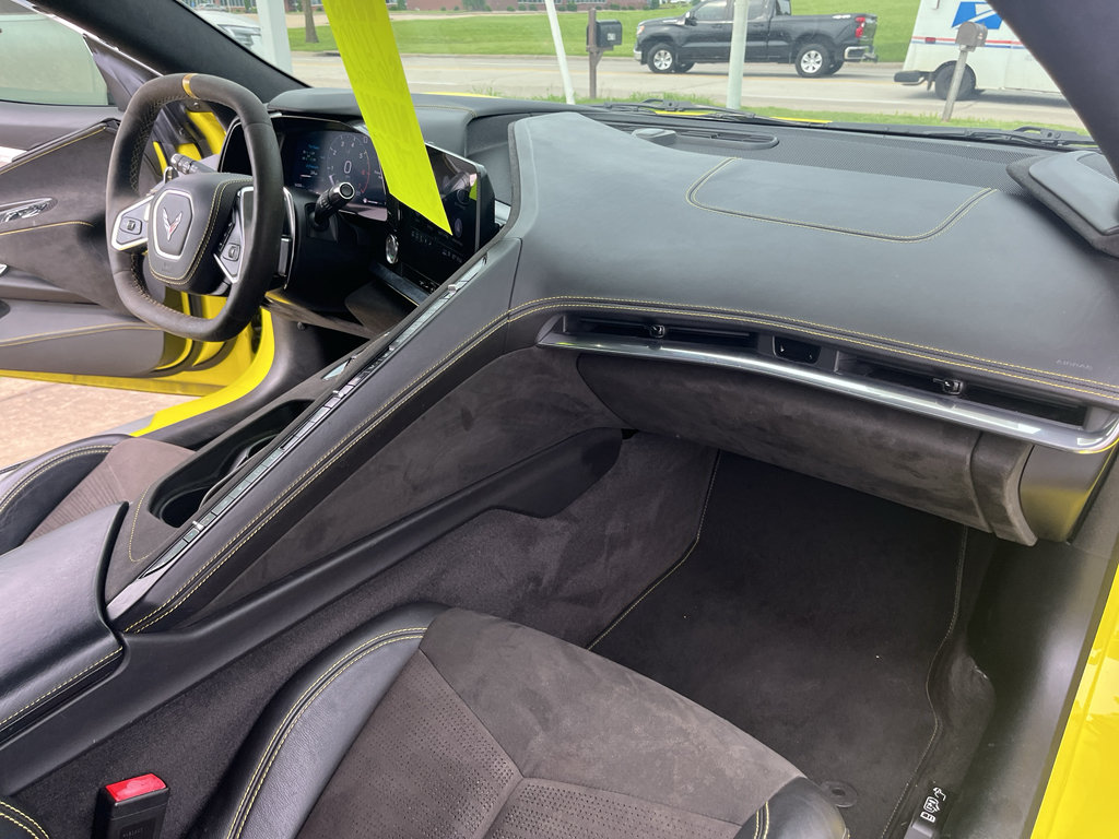 Used 2020 Chevrolet Corvette Stingray Premium Cpe w/ 3LT Preferred Equipment Group RWD image 35