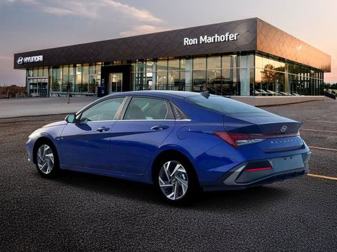 New 2026 Hyundai Elantra Limited image 4