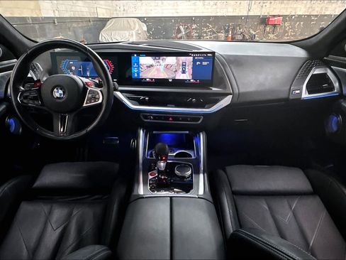 Used 2023 BMW XM AWD/4WD image 18