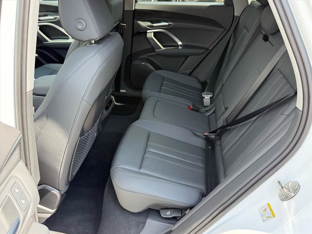 New 2026 Audi Q5 2.0T AWD/4WD image 12
