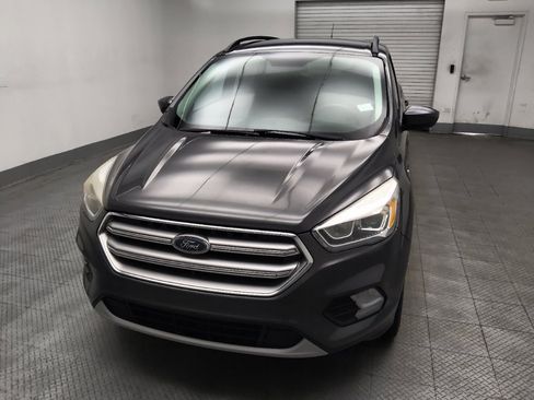 Used 2017 Ford Escape SE w/ Equipment Group 201A AWD/4WD image 15