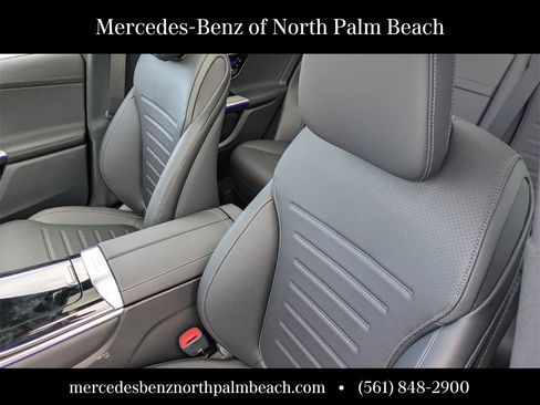 New 2026 Mercedes-Benz GLC 300 image 9