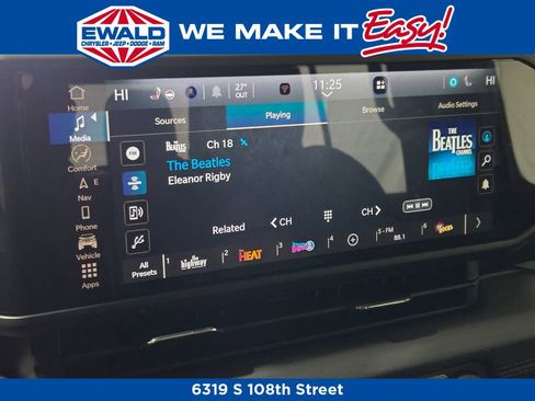 New 2025 Jeep Gladiator Sport image 3