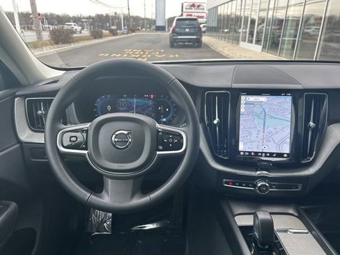 Certified 2025 Volvo XC60 B5 Plus image 16