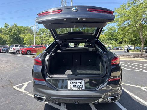 Used 2026 BMW X6 xDrive40i w/ Climate Comfort Package AWD/4WD image 9