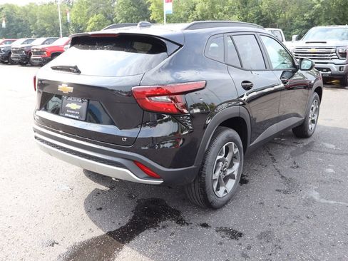 New 2026 Chevrolet Trax LT FWD image 15