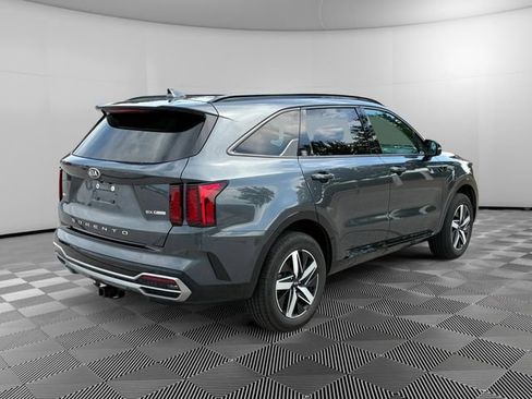 Used 2021 Kia Sorento EX w/ Panoramic Sunroof Package AWD/4WD image 5