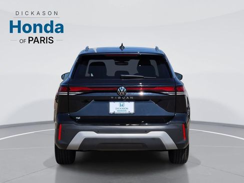 Used 2026 Volkswagen Tiguan SE FWD image 6