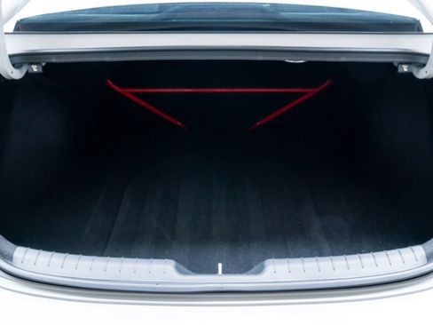 Used 2023 Hyundai Elantra N FWD image 9