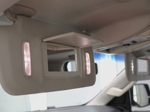 Used 2018 Cadillac Escalade Luxury image 73