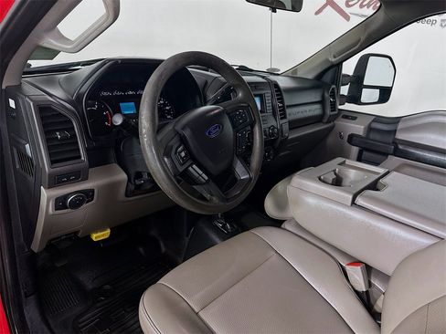 Used 2019 Ford F450 XL w/ Power Equipment Group image 29