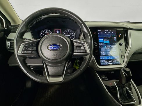 Used 2024 Subaru Outback Premium AWD/4WD image 10
