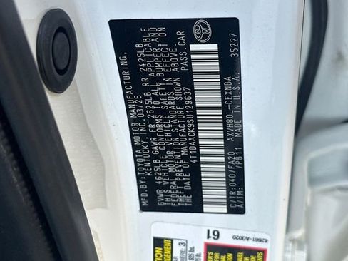 Certified 2025 Toyota Camry LE image 38