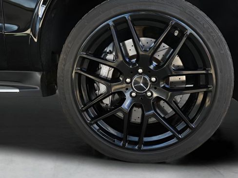 Used 2019 Mercedes-Benz GLE 63 AMG 4MATIC w/ Premium 3 Package image 15