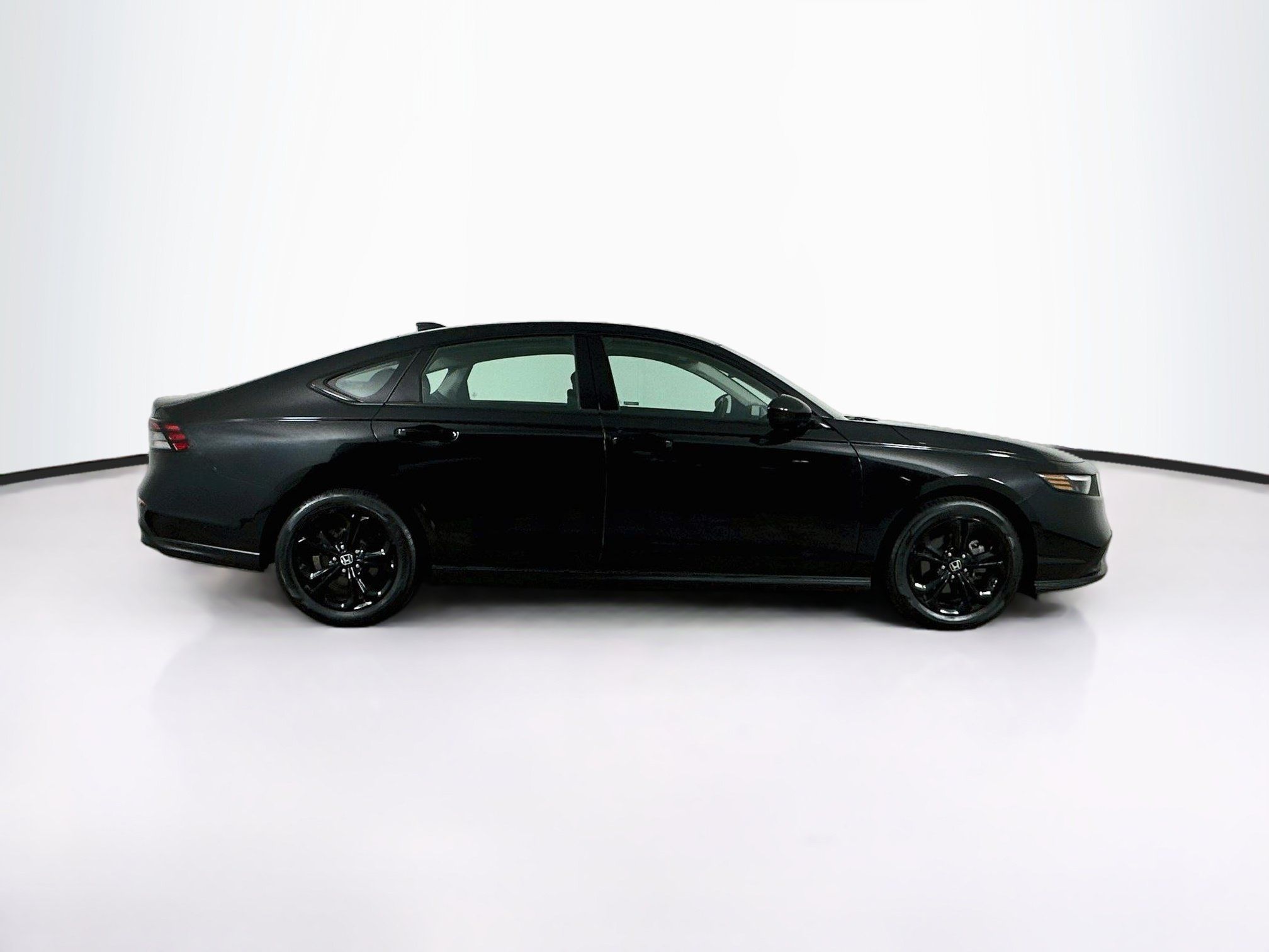 Used 2025 Honda Accord SE image 10