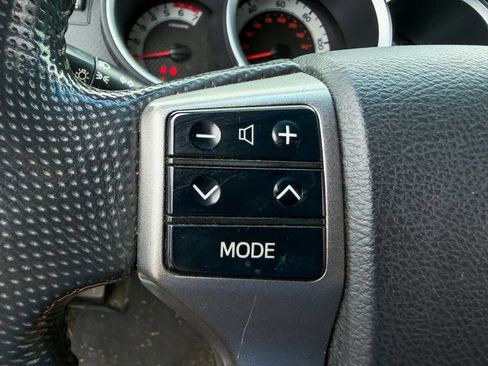 Used 2013 Toyota Tacoma 4x4 Double Cab w/ SR5 Pkg image 15
