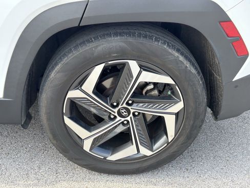 Used 2022 Hyundai Tucson Limited image 7