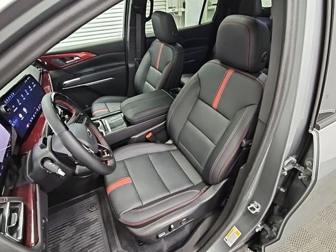 Used 2024 Chevrolet Traverse RS w/ LPO, Floor Liner Package image 29