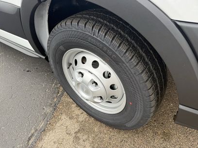 New 2025 Ford Transit 250 148 Medium Roof Extended AWD w/ Exterior Upgrade Package