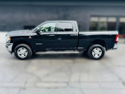 Used 2020 RAM 2500 Tradesman w/ Chrome Appearance Group image 2
