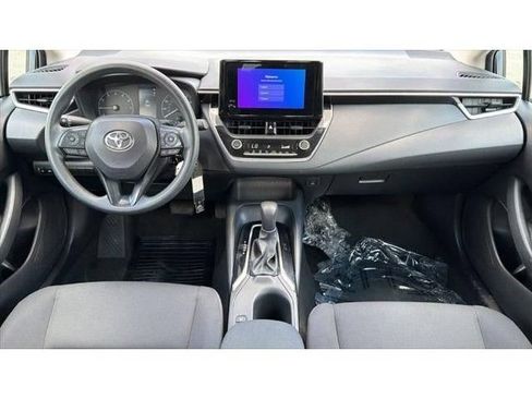 Used 2024 Toyota Corolla LE FWD image 35