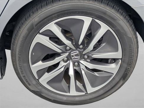 Used 2019 Honda Accord Hybrid image 14
