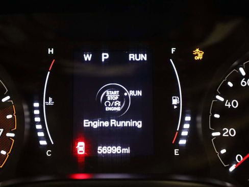 Used 2022 Jeep Compass Latitude FWD image 8