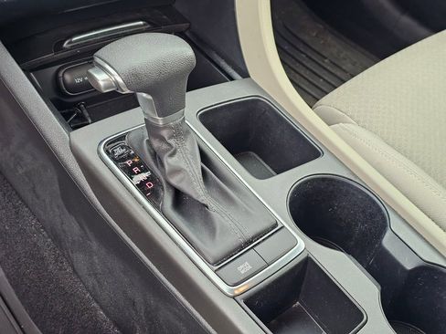 Used 2016 Kia Optima LX image 17