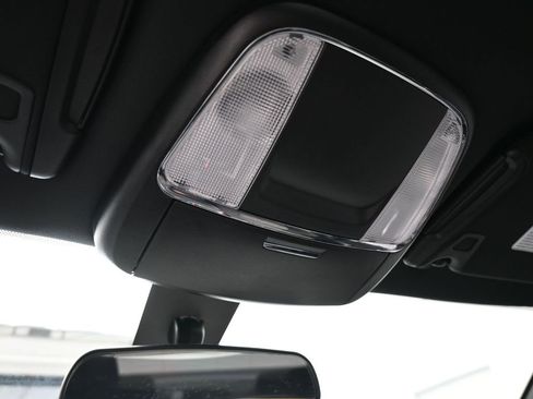 Used 2023 Dodge Charger SXT w/ Blacktop Package image 21