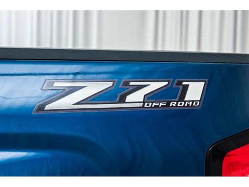 Used 2018 Chevrolet Silverado 1500 LT w/ All Star Edition AWD/4WD image 67
