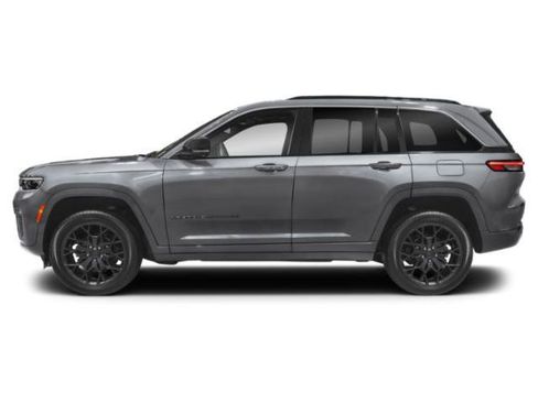 New 2026 Jeep Grand Cherokee Limited RWD image 5